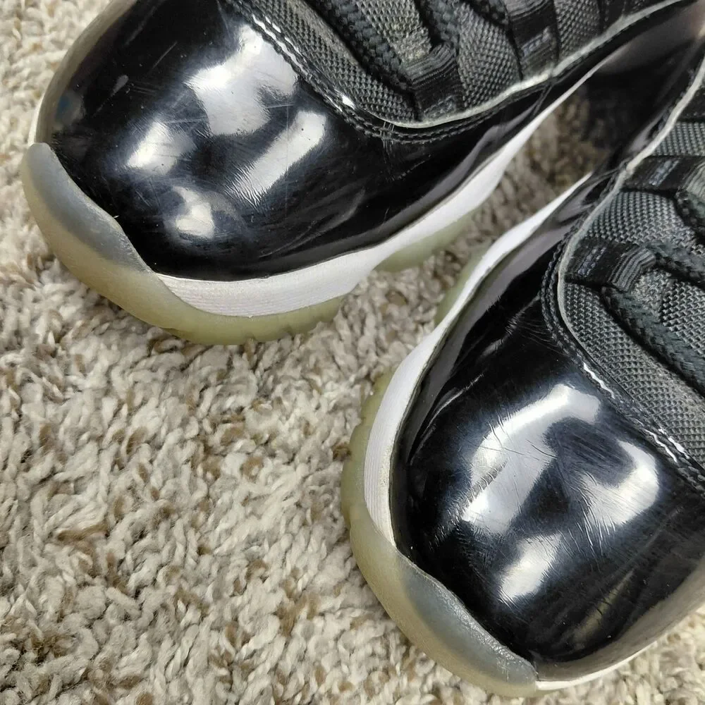 Nike Air Jordan 11 Retro Low Space Jam Sneakers Mens 8 Black FV5104-400 No Box